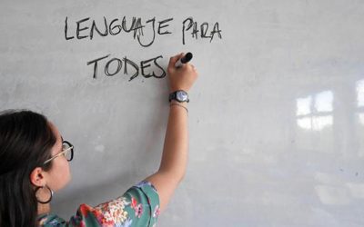 Congreso: pleno aprueba ley que elimina el lenguaje inclusivo en textos escolares